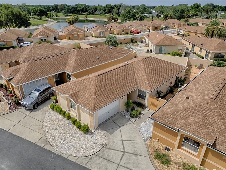 For Sale: $318,000 (2 beds, 2 baths, 1156 Square Feet)