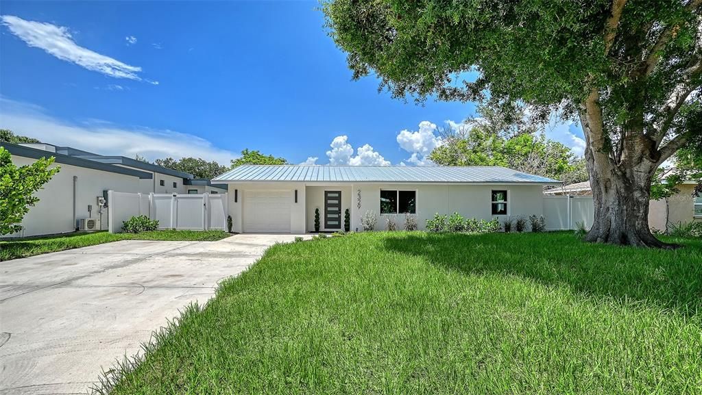 For Sale: $795,000 (3 beds, 2 baths, 1866 Square Feet)