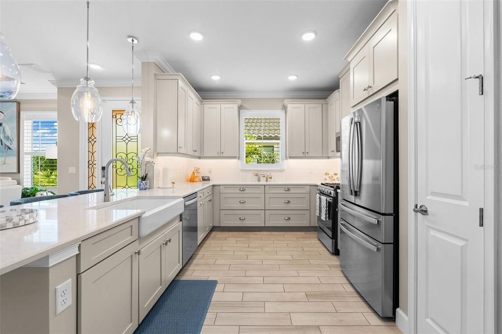 For Sale: $525,000 (2 beds, 2 baths, 1558 Square Feet)