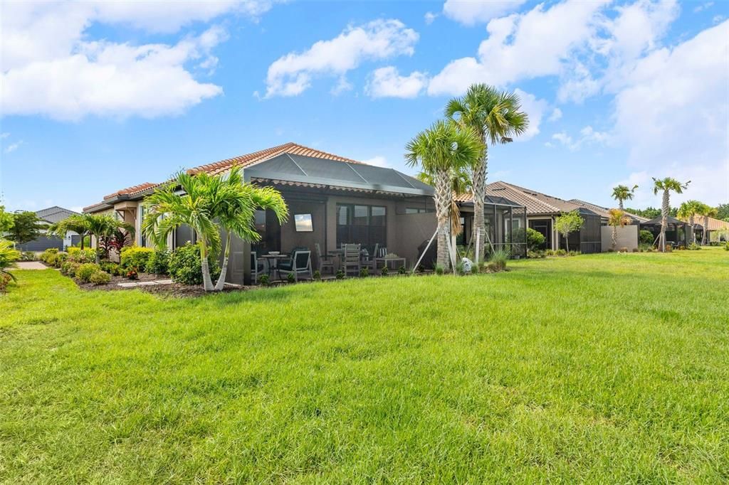 For Sale: $525,000 (2 beds, 2 baths, 1558 Square Feet)