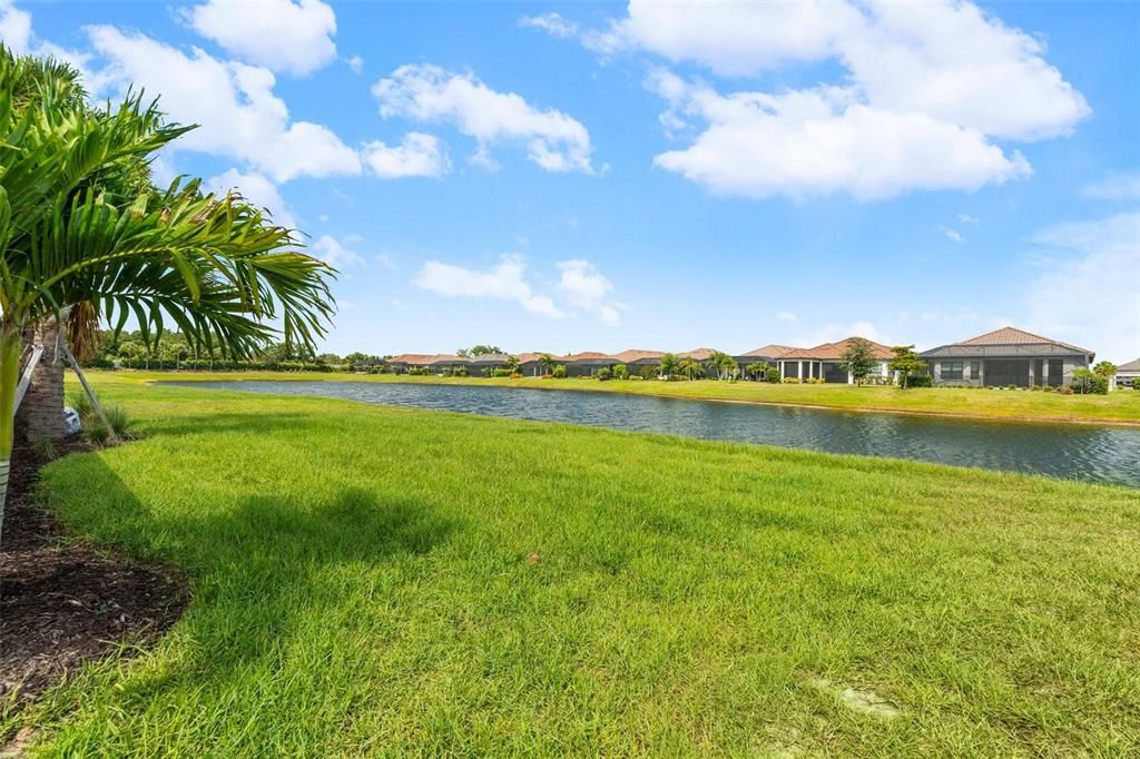 For Sale: $525,000 (2 beds, 2 baths, 1558 Square Feet)