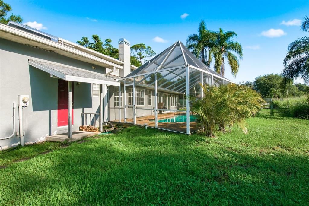 En Venta: $845,000 (5 camas, 2 baños, 3248 Pies cuadrados)