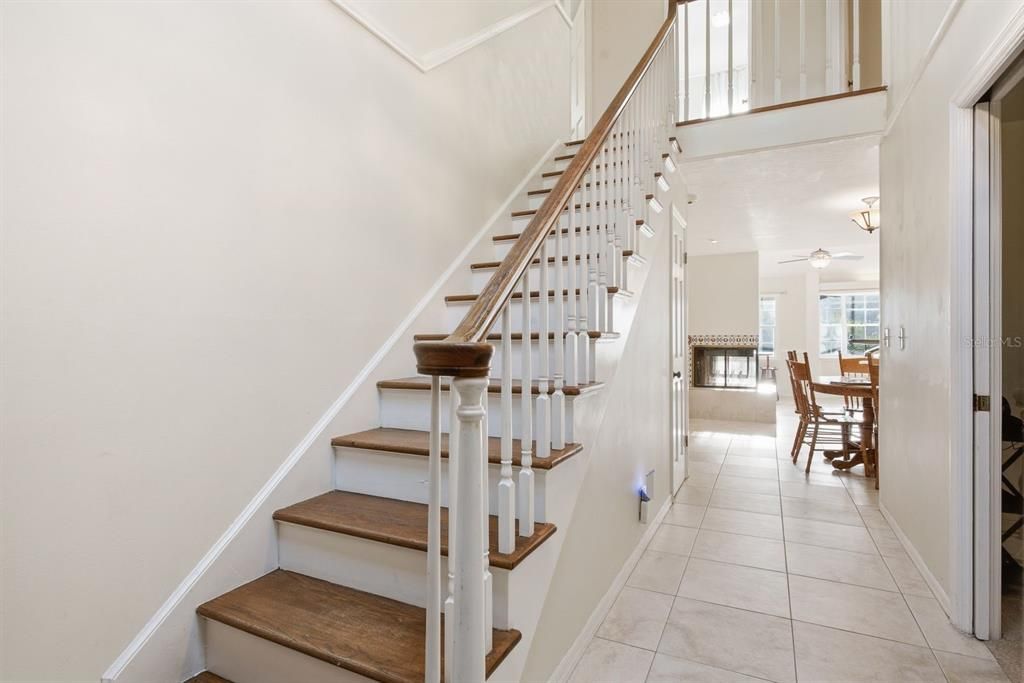 En Venta: $845,000 (5 camas, 2 baños, 3248 Pies cuadrados)