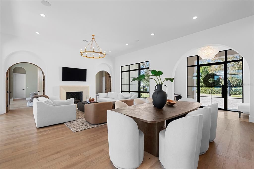 Activo con contrato: $2,800,000 (4 camas, 3 baños, 4036 Pies cuadrados)