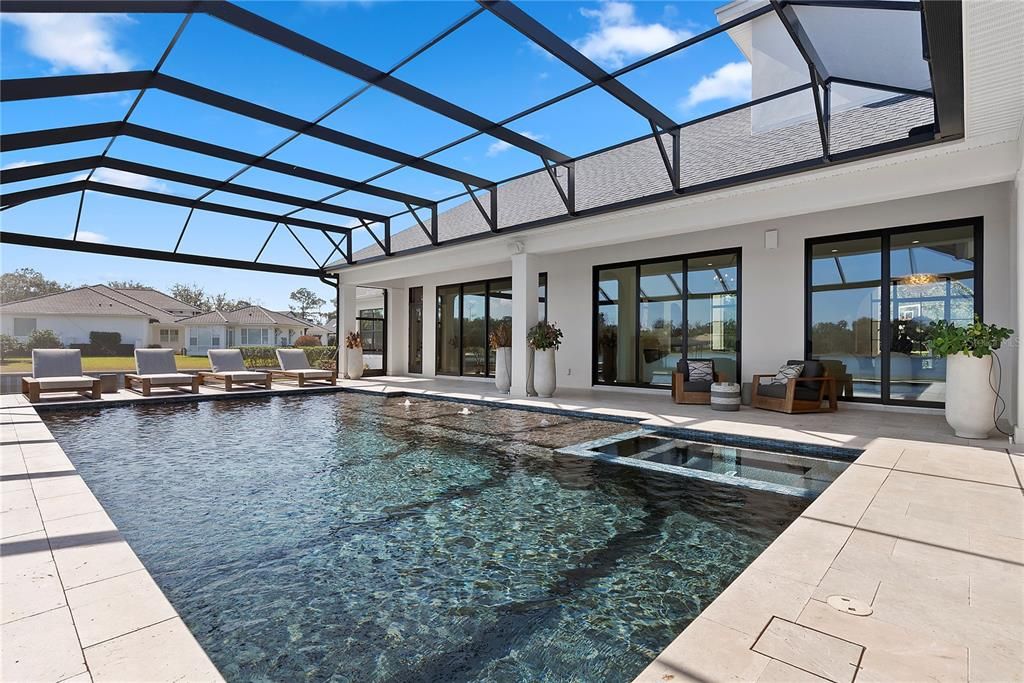 Activo con contrato: $2,800,000 (4 camas, 3 baños, 4036 Pies cuadrados)