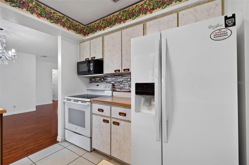 For Sale: $219,900 (3 beds, 2 baths, 1224 Square Feet)
