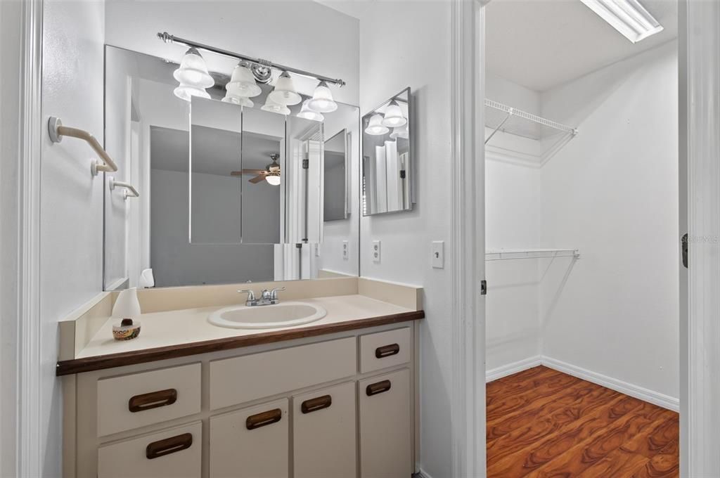 For Sale: $219,900 (3 beds, 2 baths, 1224 Square Feet)