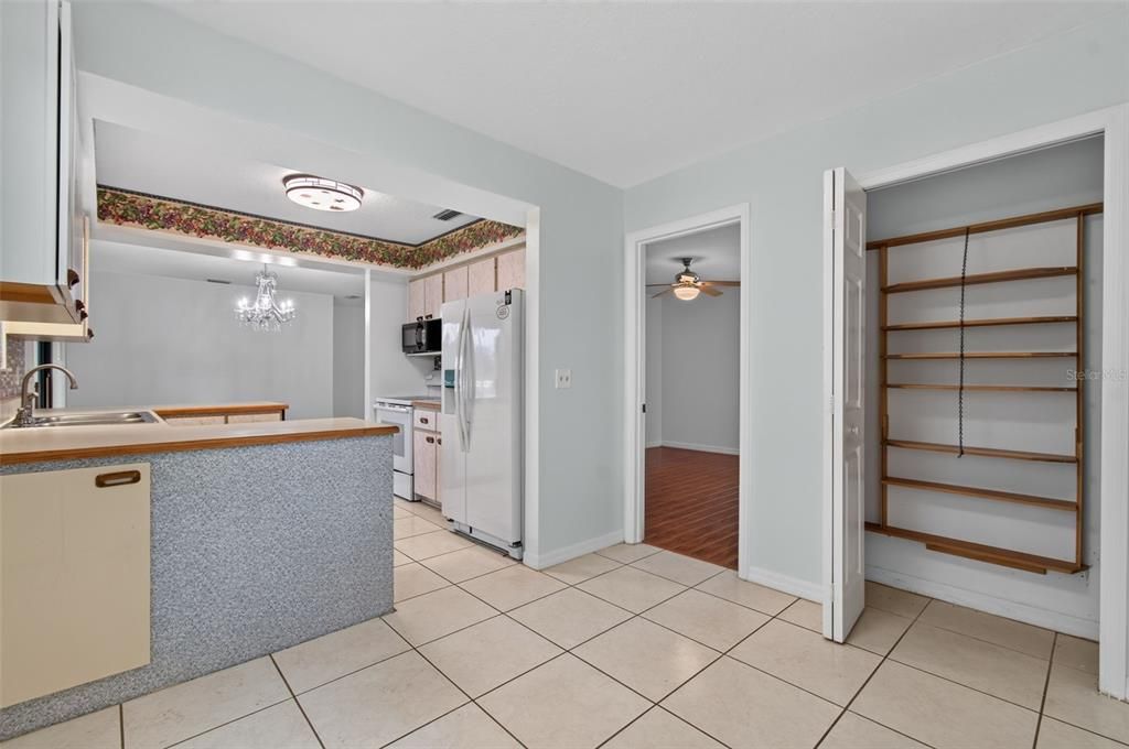 For Sale: $219,900 (3 beds, 2 baths, 1224 Square Feet)
