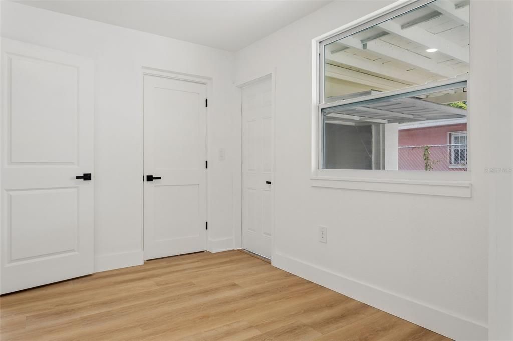 En Venta: $410,000 (3 camas, 2 baños, 1687 Pies cuadrados)