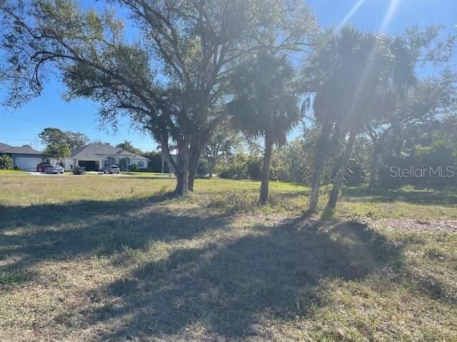 En Venta: $99,900 (0.70 acres)