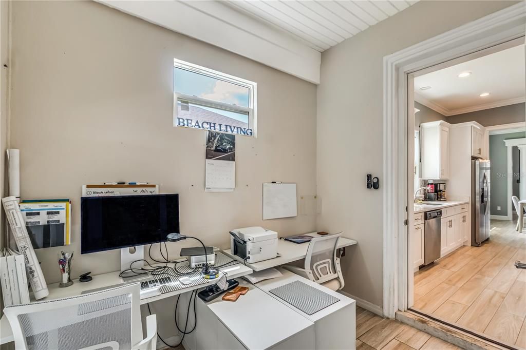 На продажу: $459,900 (3 спален, 2 ванн, 2455 Квадратных фут)