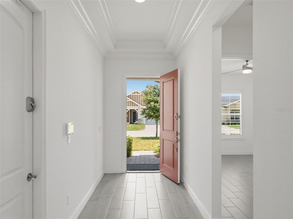En Venta: $625,000 (3 camas, 3 baños, 2293 Pies cuadrados)