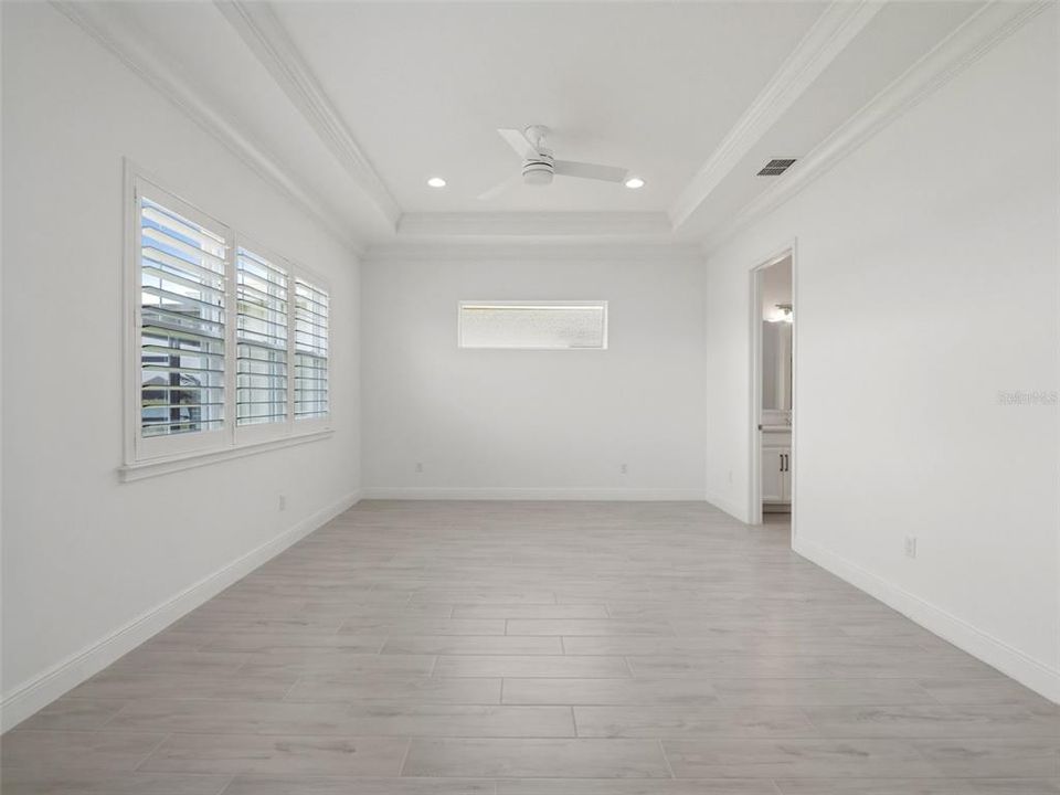 En Venta: $625,000 (3 camas, 3 baños, 2293 Pies cuadrados)