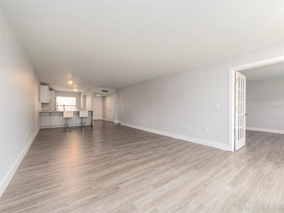 В аренду: $2,750 (2 спален, 2 ванн, 1090 Квадратных фут)