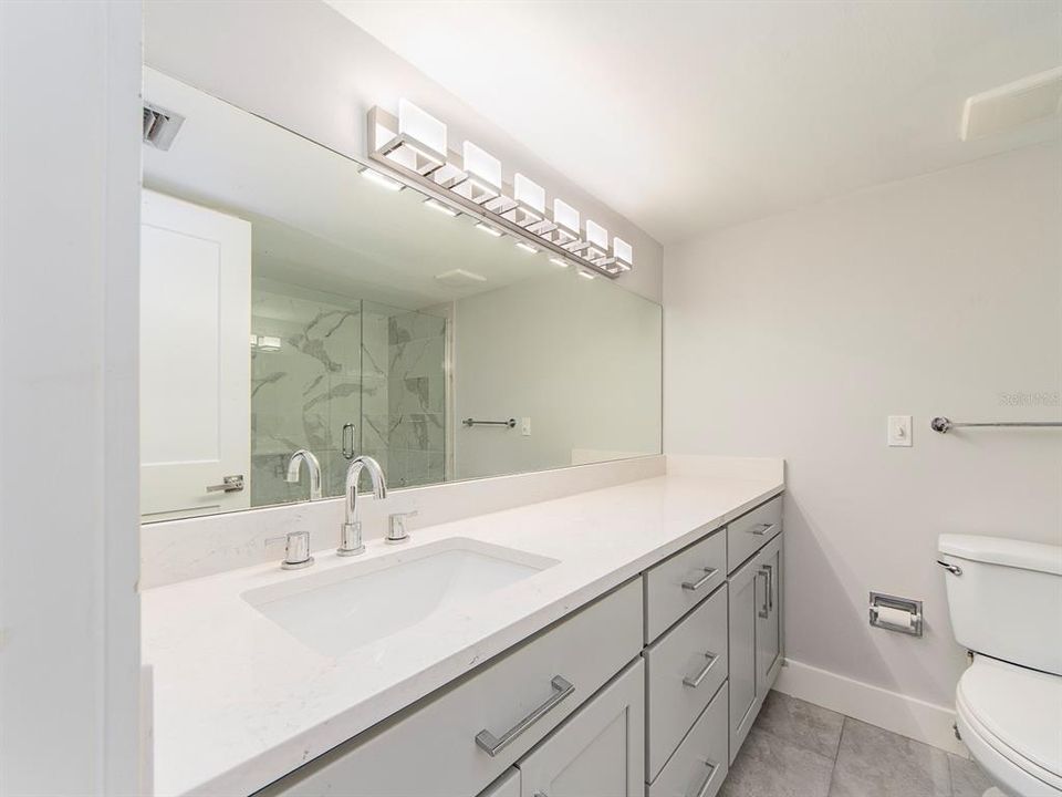 В аренду: $2,750 (2 спален, 2 ванн, 1090 Квадратных фут)