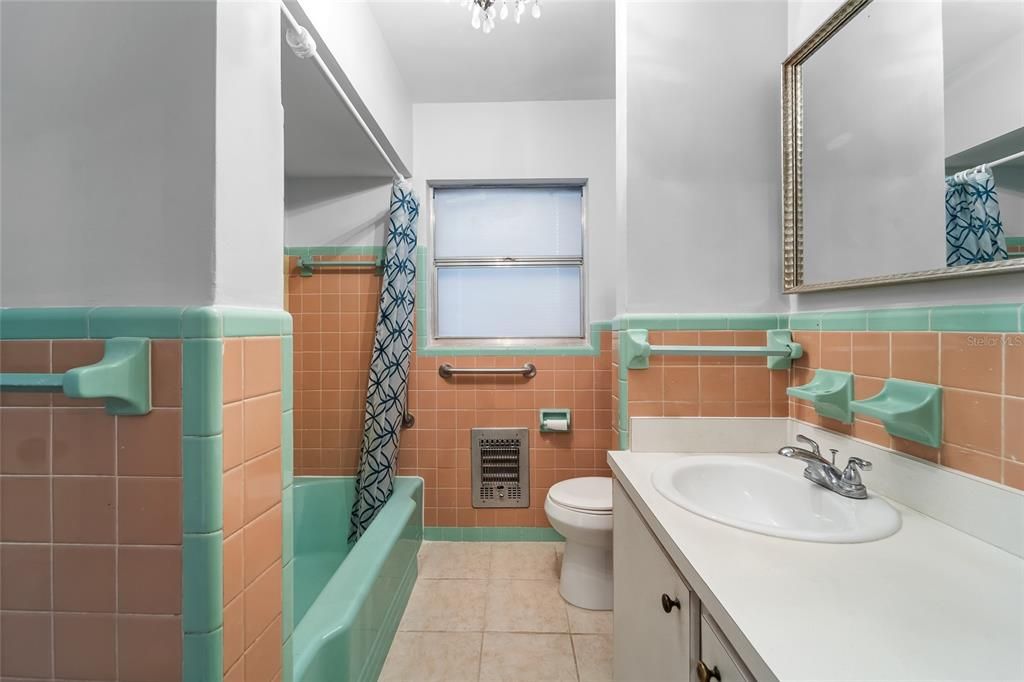 En Renta: $2,500 (3 camas, 2 baños, 2944 Pies cuadrados)