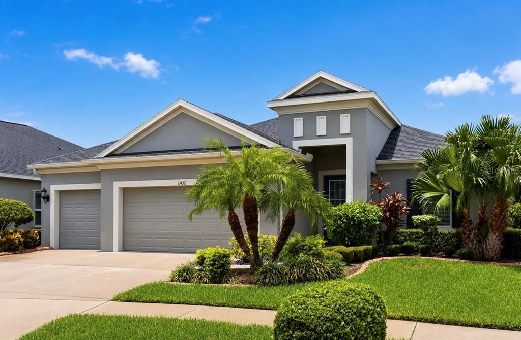 For Sale: $637,000 (4 beds, 3 baths, 2468 Square Feet)