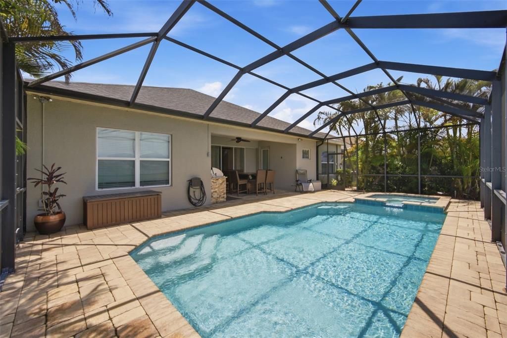 For Sale: $637,000 (4 beds, 3 baths, 2468 Square Feet)