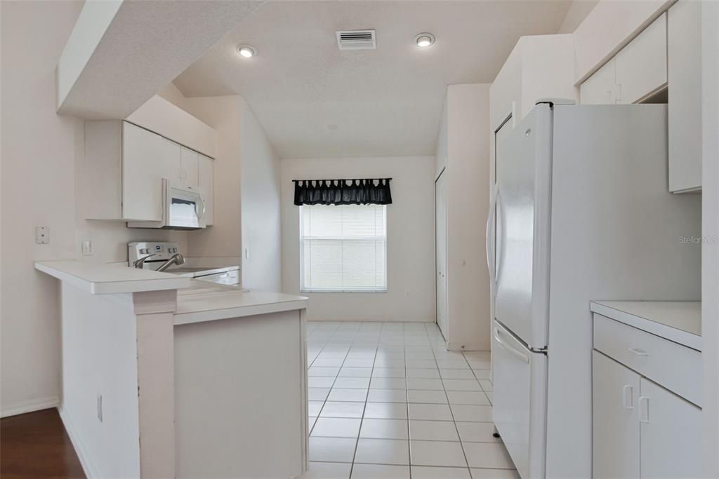 En Venta: $465,000 (4 camas, 3 baños, 1786 Pies cuadrados)