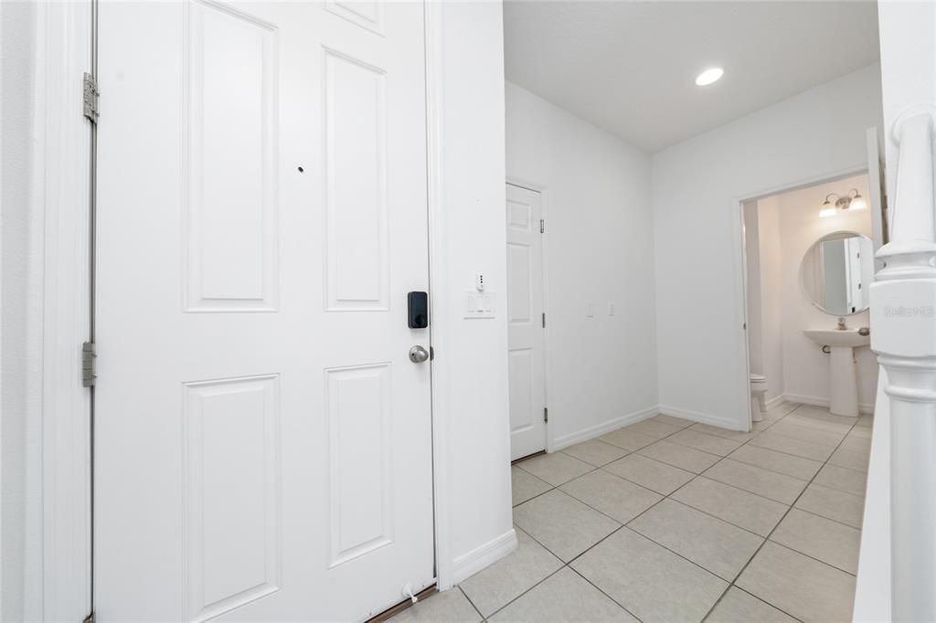 На продажу: $349,500 (3 спален, 2 ванн, 1627 Квадратных фут)
