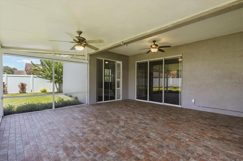 For Sale: $349,900 (3 beds, 2 baths, 1722 Square Feet)