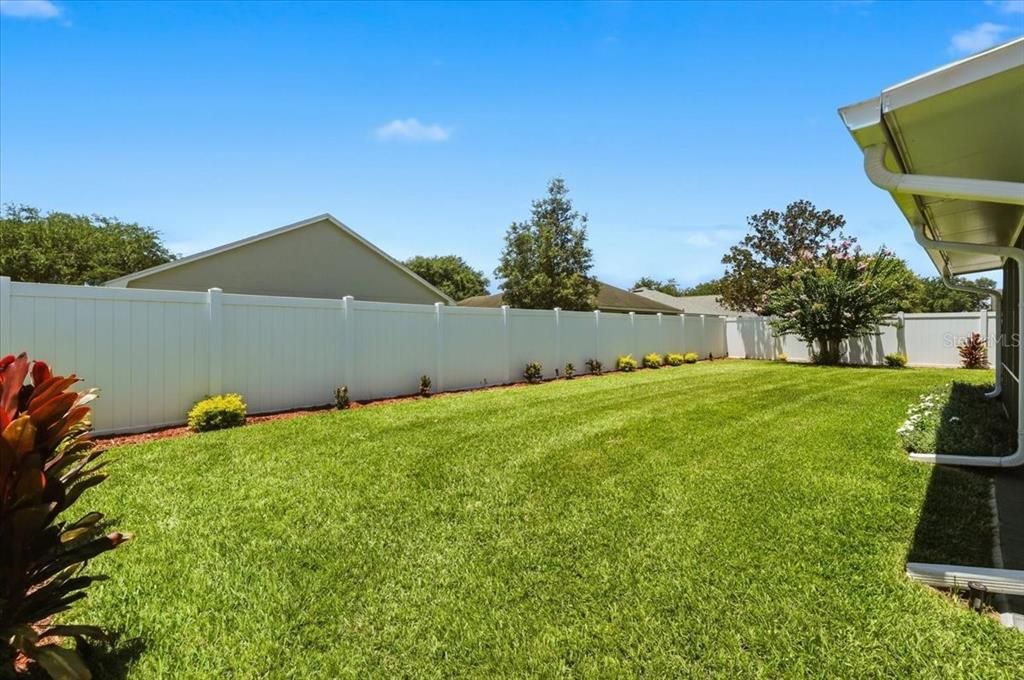 For Sale: $349,900 (3 beds, 2 baths, 1722 Square Feet)