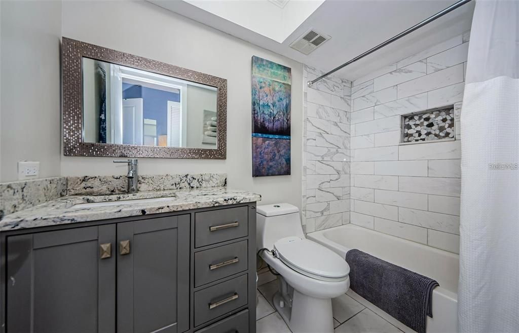 В аренду: $2,300 (2 спален, 2 ванн, 1000 Квадратных фут)