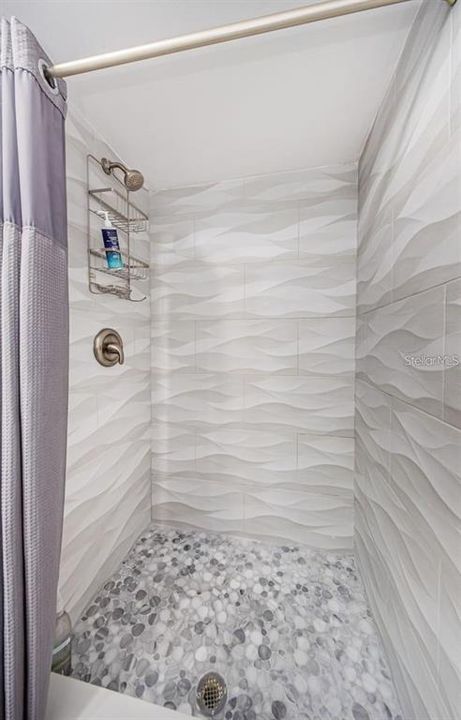 В аренду: $2,300 (2 спален, 2 ванн, 1000 Квадратных фут)