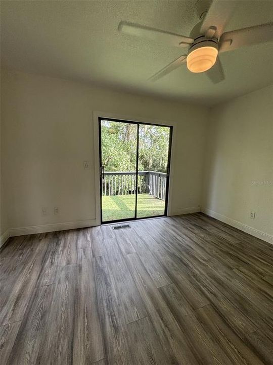 В аренду: $1,950 (2 спален, 2 ванн, 1120 Квадратных фут)