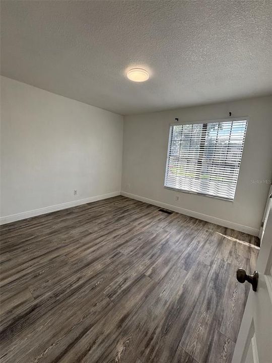 В аренду: $1,950 (2 спален, 2 ванн, 1120 Квадратных фут)