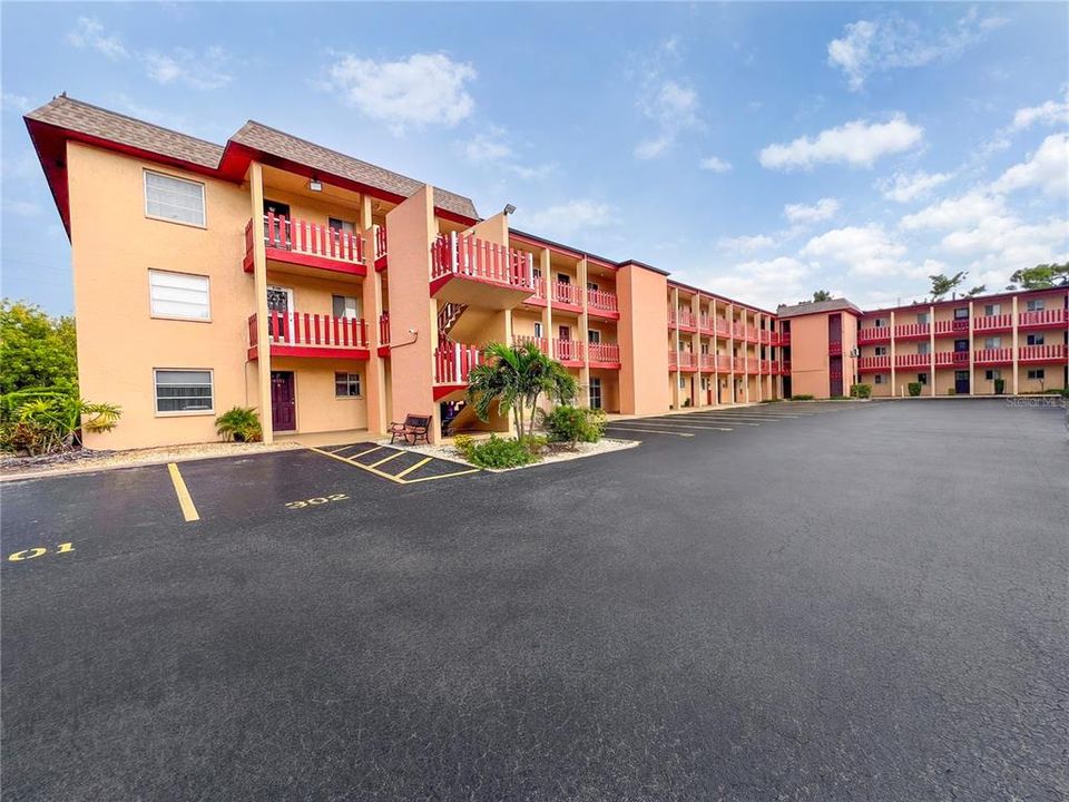 En Venta: $99,900 (2 camas, 1 baños, 912 Pies cuadrados)