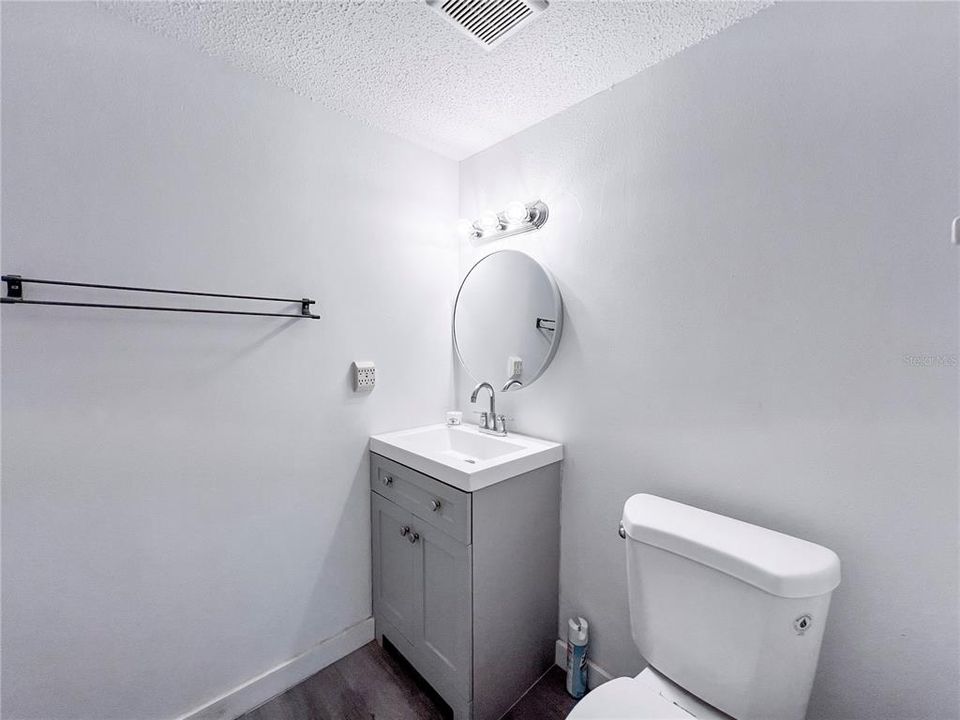En Venta: $99,900 (2 camas, 1 baños, 912 Pies cuadrados)