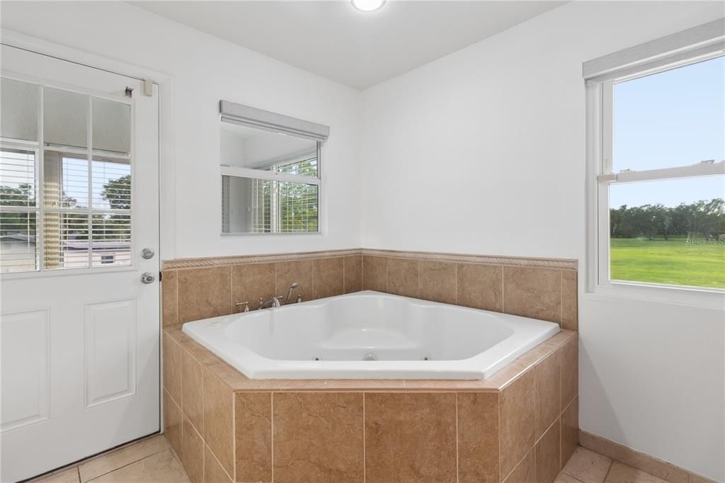В аренду: $6,500 (4 спален, 3 ванн, 2394 Квадратных фут)