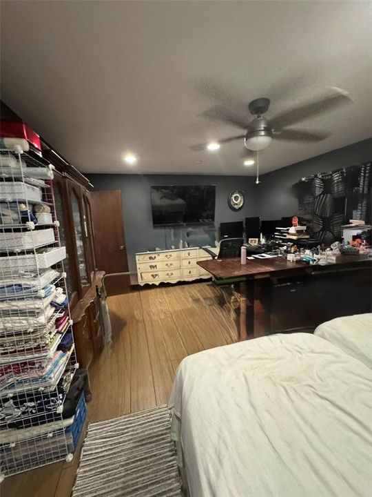 En Venta: $490,000 (4 camas, 3 baños, 2400 Pies cuadrados)
