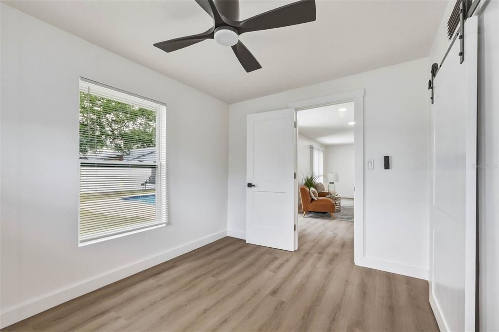 En Venta: $574,900 (4 camas, 2 baños, 2359 Pies cuadrados)
