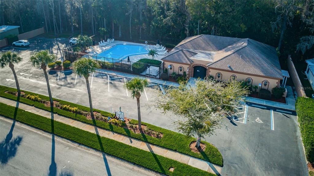 Activo con contrato: $320,000 (3 camas, 2 baños, 1820 Pies cuadrados)