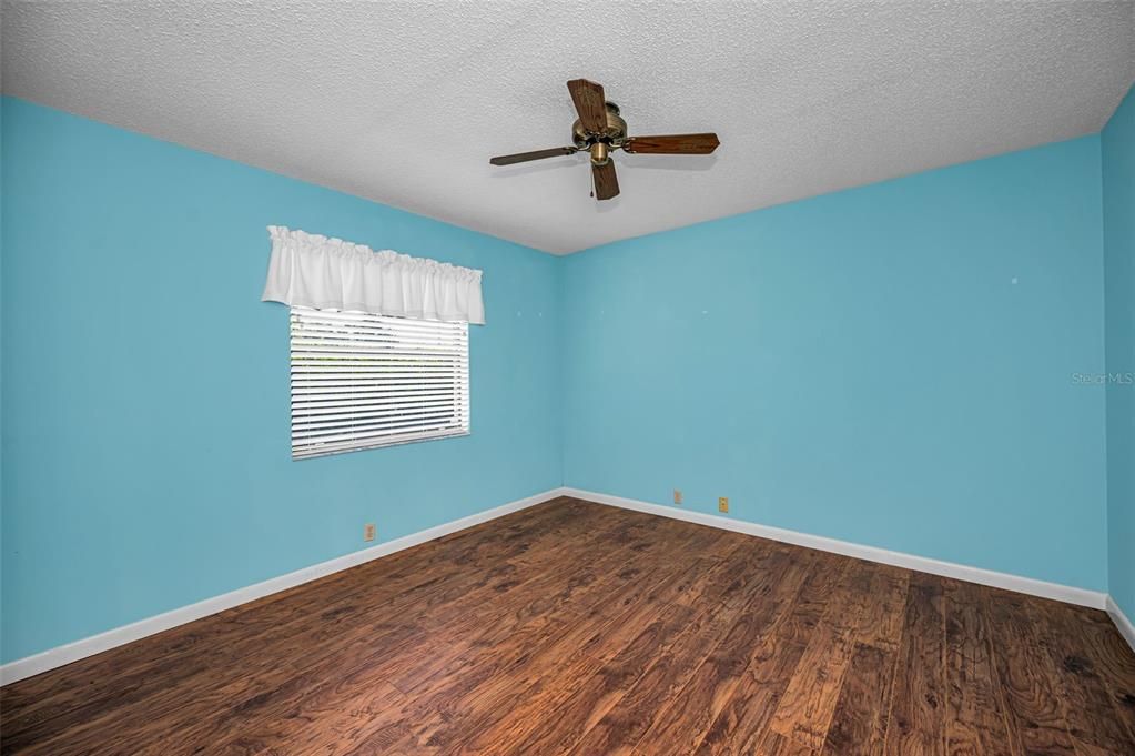Activo con contrato: $320,000 (3 camas, 2 baños, 1820 Pies cuadrados)