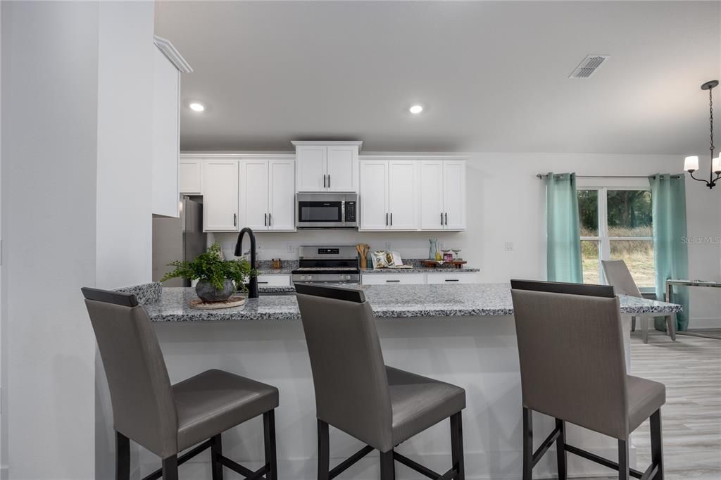 En Venta: $366,350 (3 camas, 2 baños, 1952 Pies cuadrados)