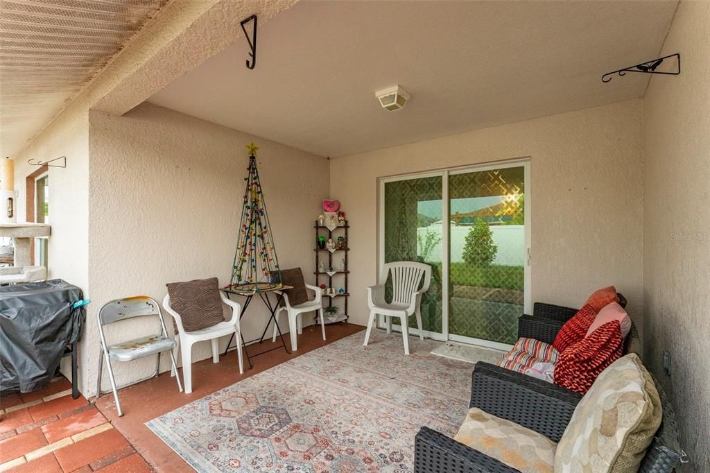 For Sale: $267,900 (3 beds, 2 baths, 1444 Square Feet)