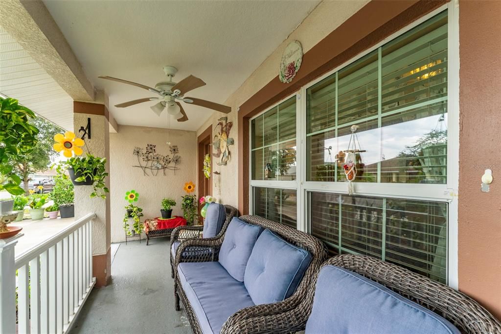 For Sale: $267,900 (3 beds, 2 baths, 1444 Square Feet)