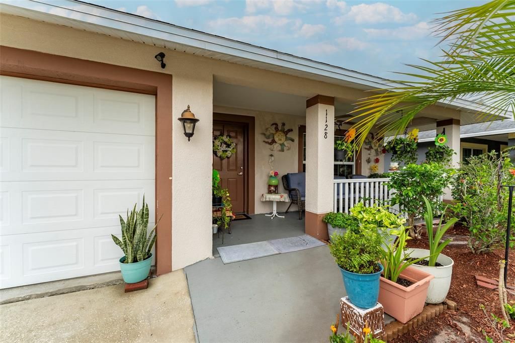 For Sale: $267,900 (3 beds, 2 baths, 1444 Square Feet)