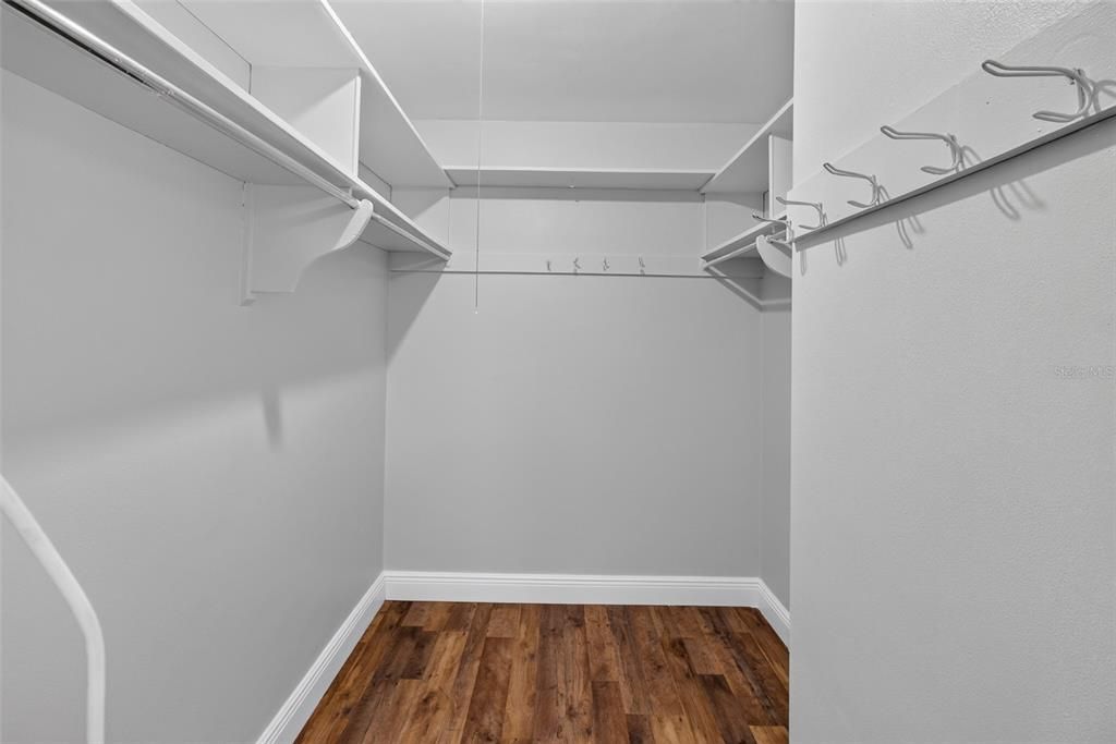 На продажу: $499,900 (4 спален, 2 ванн, 1746 Квадратных фут)