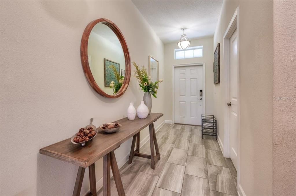 En Venta: $819,000 (6 camas, 6 baños, 3291 Pies cuadrados)