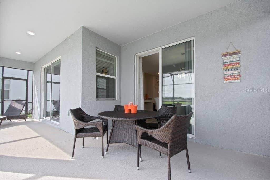 En Venta: $819,000 (6 camas, 6 baños, 3291 Pies cuadrados)