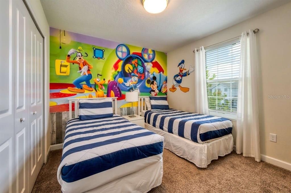 En Venta: $819,000 (6 camas, 6 baños, 3291 Pies cuadrados)
