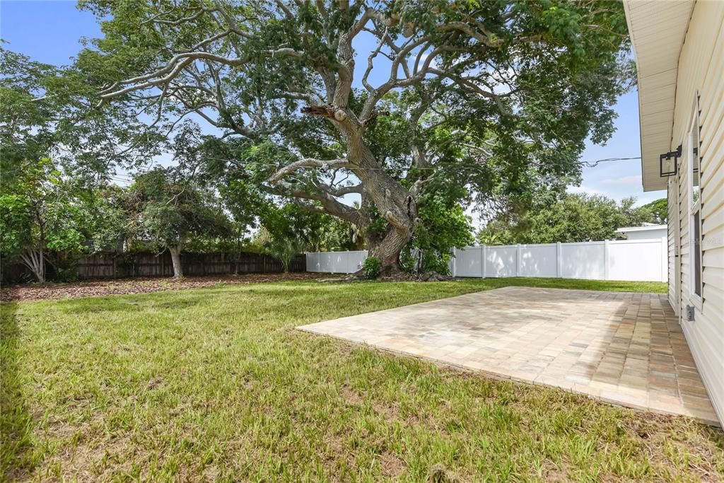 For Sale: $489,000 (3 beds, 2 baths, 1200 Square Feet)