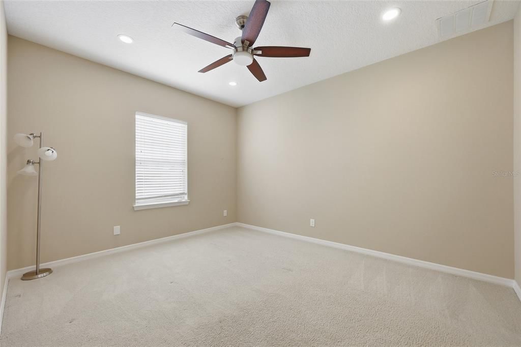 For Sale: $1,350,000 (5 beds, 6 baths, 4656 Square Feet)