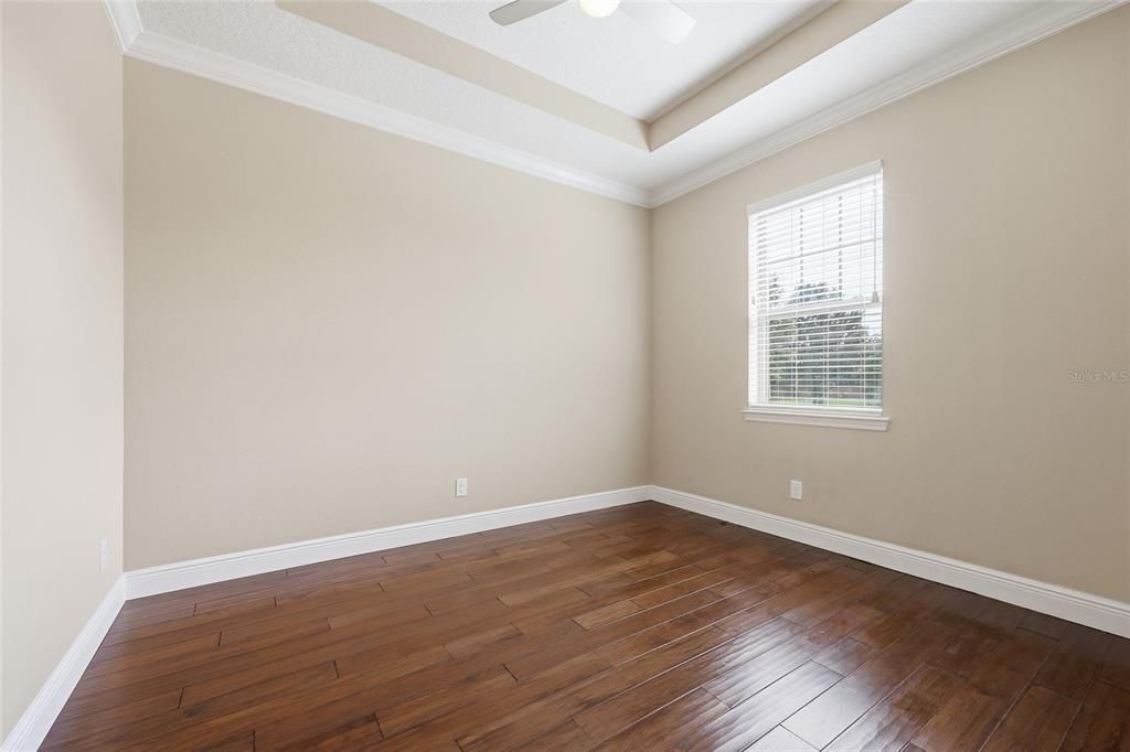 For Sale: $1,350,000 (5 beds, 6 baths, 4656 Square Feet)