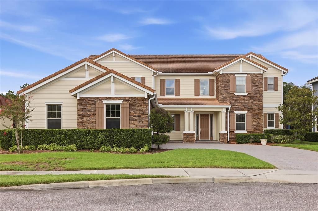 For Sale: $1,350,000 (5 beds, 6 baths, 4656 Square Feet)