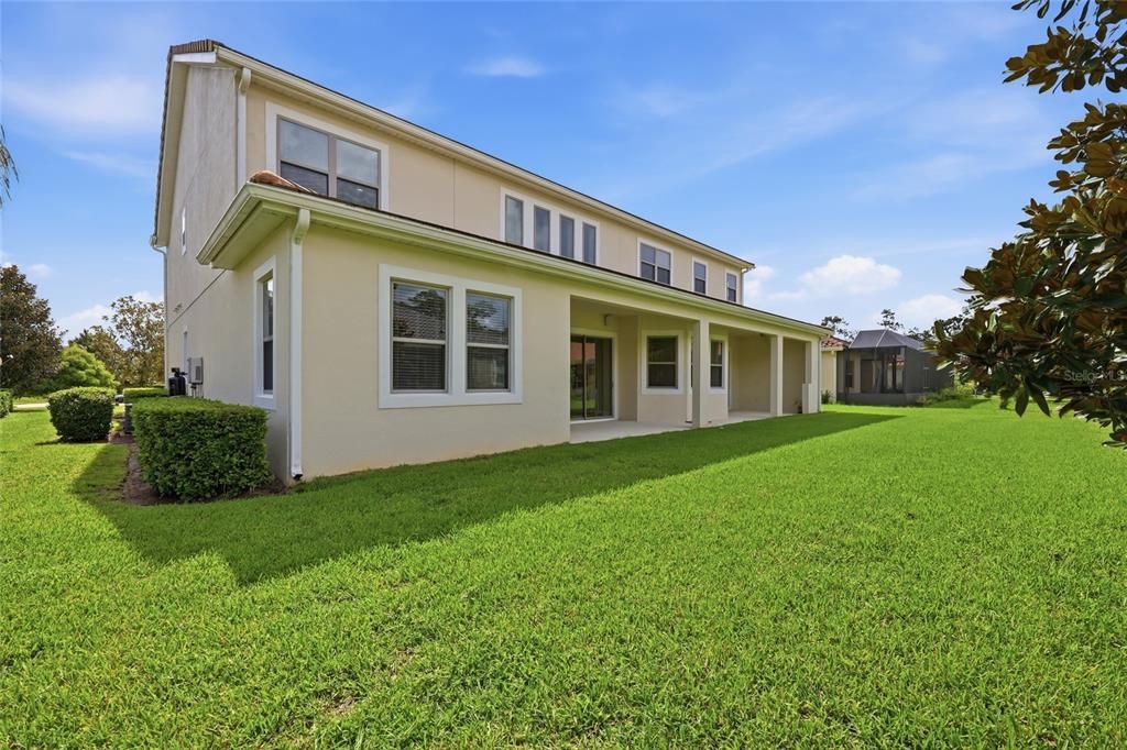 For Sale: $1,350,000 (5 beds, 6 baths, 4656 Square Feet)